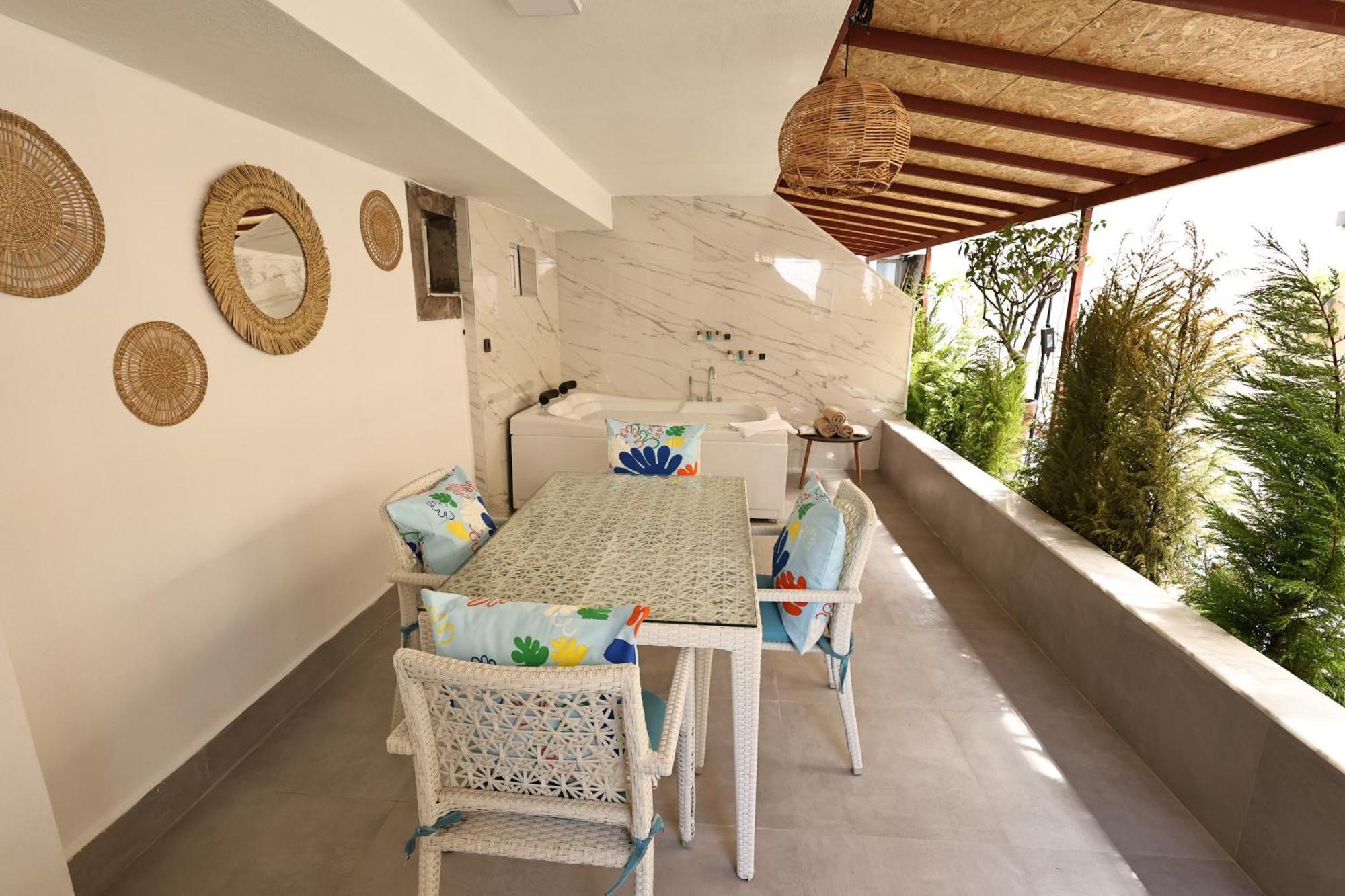Hotel apartamentowy Livia 3*